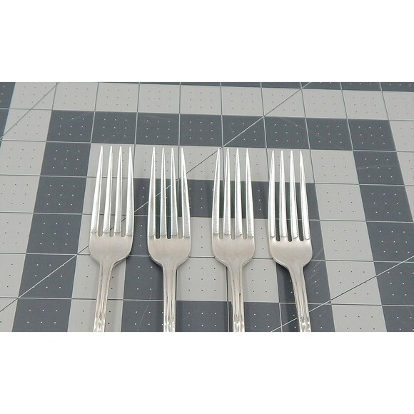 International Silverplate Waverly Dinner Place Forks 7-1/4 Inch Set of 4 - Picture 3 of 15